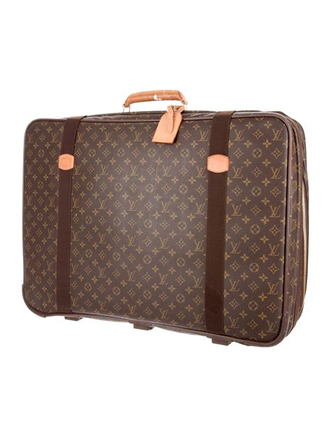 Louis Vuitton Monogram Satellite 70 .